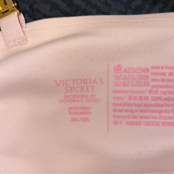 Victoria's Secret Incredible Bra Front Closure - Picture 8 of 10